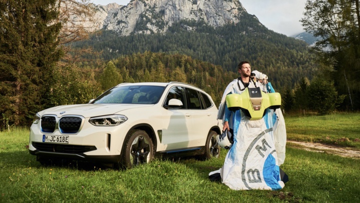 BMW dévoile une combinaison électrique volante
