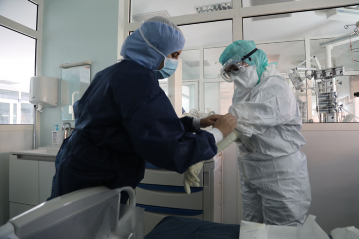 Compteur Coronavirus : la remontada des contaminations se poursuit, 4 979 nouveaux cas en 24H et 70 décès