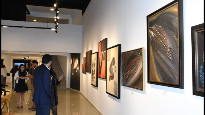 Casablanca, des plasticiens marocains et africains participent à une exposition d'art collective