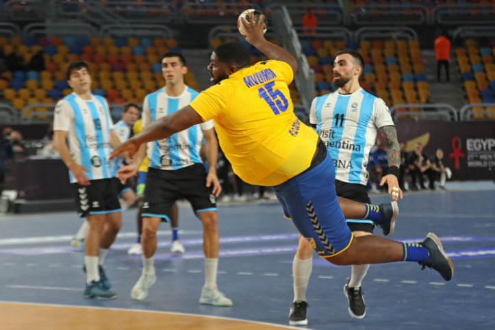 Mondial de handball : Le congolais Mvumbi, un pivot atypique sous les projecteurs !
