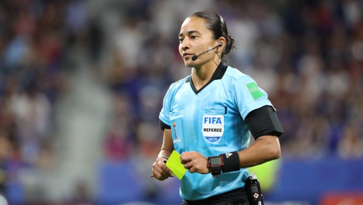 Football: Edina Alves, pionnière de l'arbitrage féminin au Mondial des clubs
