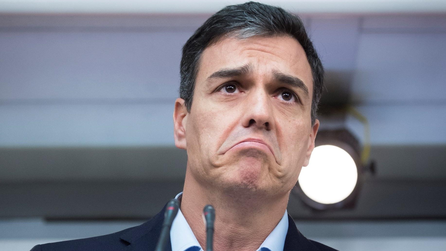 Après les événements de Sebta, Sanchez face à une fronde politique