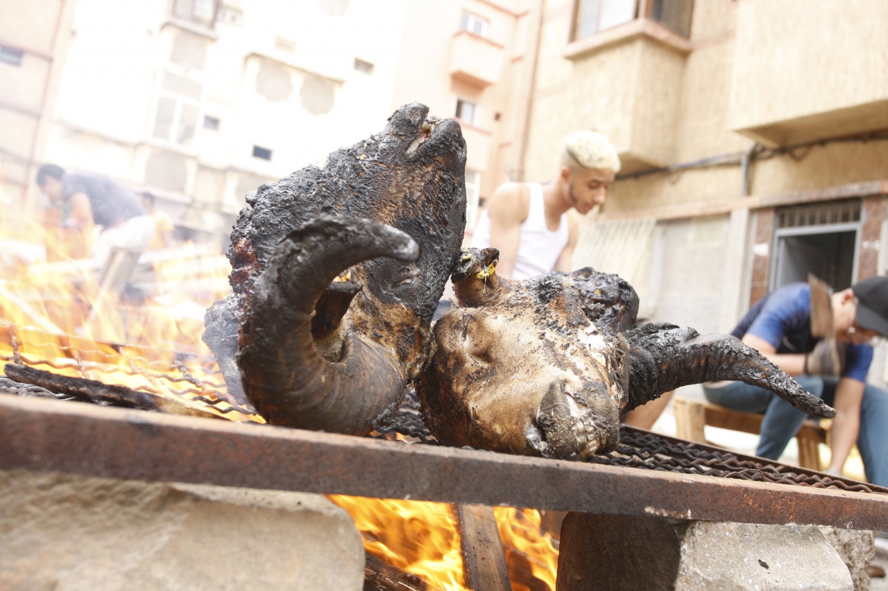 Tanger : les grillades des têtes de moutons interdites dans la rue