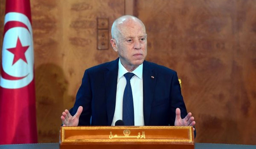 Coup de théâtre : Kaïs Saïed démet le chef du gouvernement et suspend les travaux du parlement