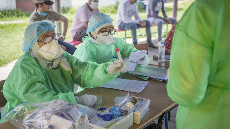 Compteur coronavirus : 7.529 nouvelles infections, le nombre des cas actifs dépasse les 51.000 personnes