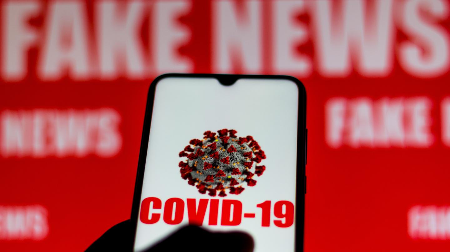 Covid-19 et « fake news » : Une double prolifération virale (avis d'expert)