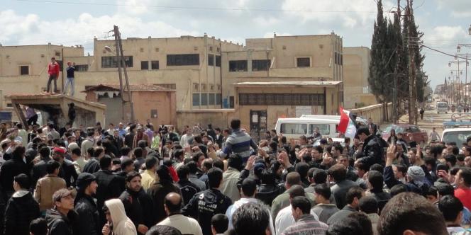 Les forces de Bachar avancent sur Deraa