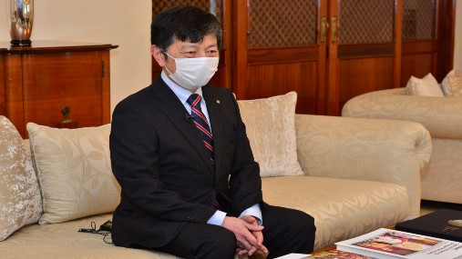 Interview avec Shinozuka Takashi « En matière sécuritaire, nos deux pays regardent dans la même direction »