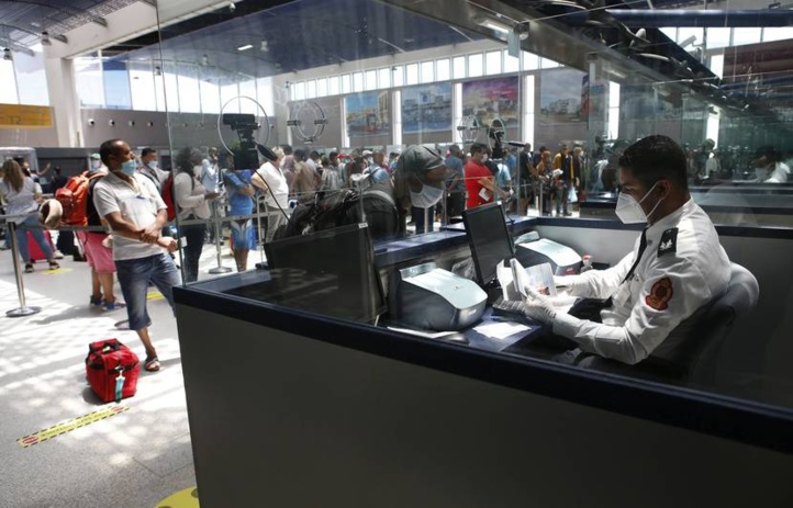 Suspension des vols : le gouvernement prépare un plan de rapatriement des Marocains bloqués à l'étranger