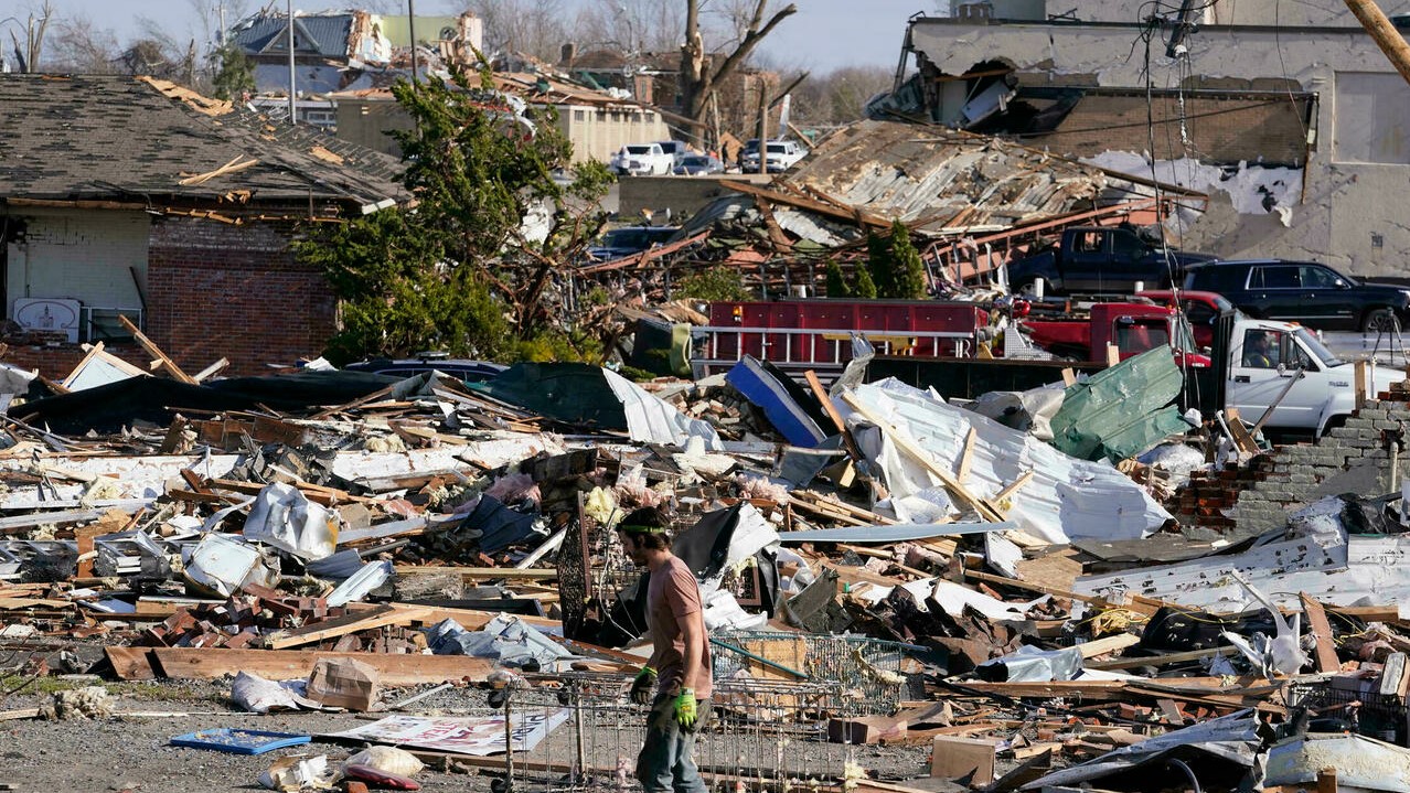 Etats-Unis : Des tornades font une centaine de morts, «inimaginable tragédie» selon Biden