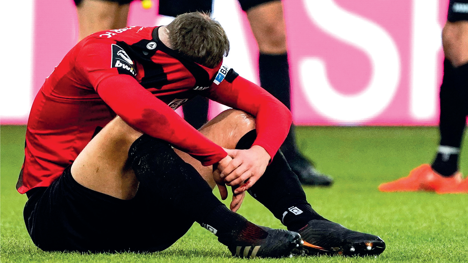 Rétrospective année 2021 / Soigner sa tête pour accompagner son corps : la santé mentale des sportifs en haut de l’affiche