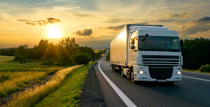 Transport de marchandises: le ministère, les associations et les syndicats sur la table ronde