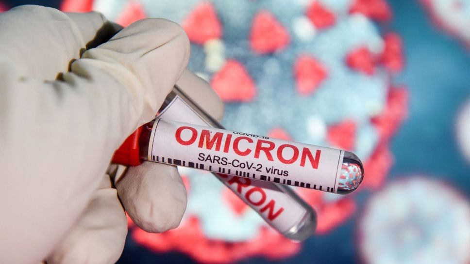 Omicron : La barre des 100 millions de cas franchie en Europe