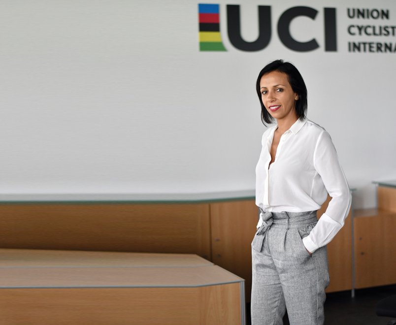 Cyclisme: La Marocaine Amina Lanaya, DG de l'UCI, parmi les femmes les plus influentes du sport mondial
