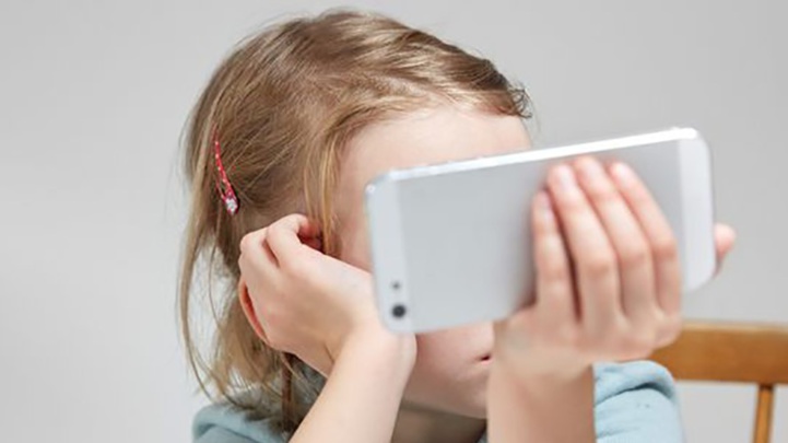 Usage numérique : 91% des parents marocains se sont disputés avec leur enfant