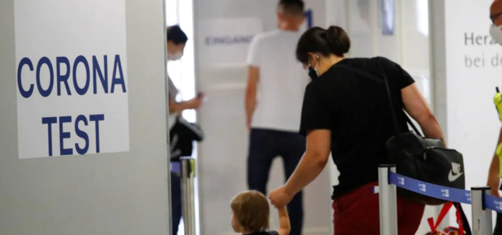 Covid-19: La France va lever l'obligation de test pour les voyageurs extra-européen vaccinés