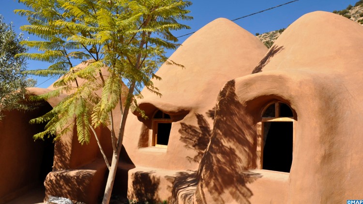Azilal / Aït Chribou : Un village touristique en éco dômes sort de terre