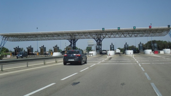 Autoroute Rabat-Casa : Travaux de pose des poutres de l’échangeur de Skhirat