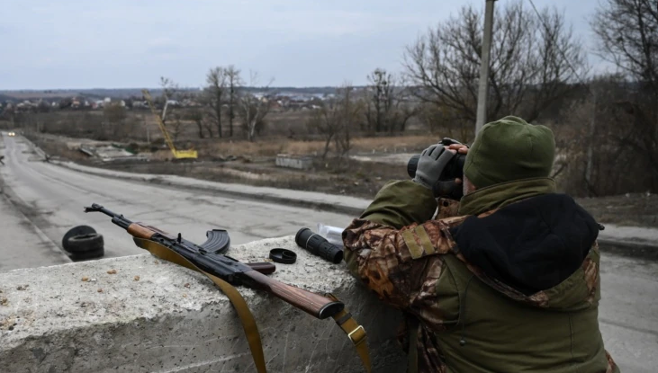 Guerre en Ukraine : Moscou demande à Kiev de déposer les armes