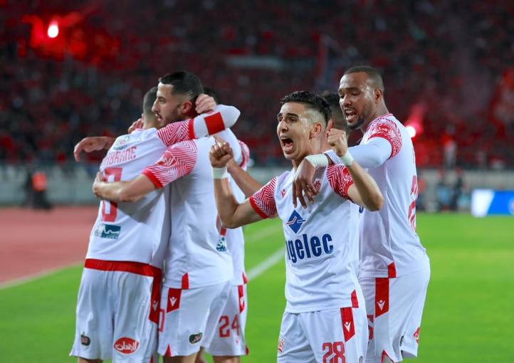 Coupe du Trône / WAC-SCCM (3-2) : Le Wydad qualifié lors d’un féerique spectacle, son et lumière, offert par le public