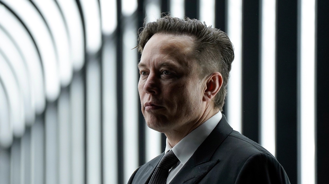 Accusé de harcèlement sexuel, Elon Musk réagit