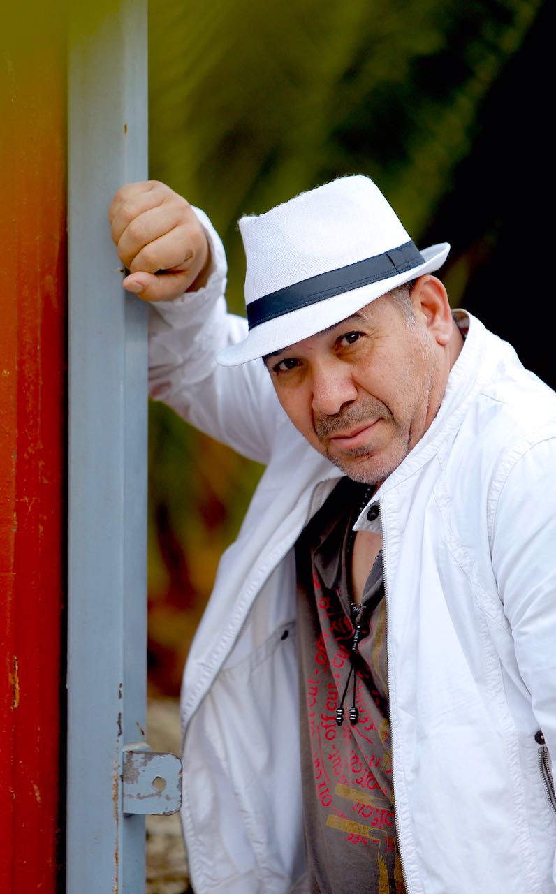 Interview avec Driss Roukhe : « Dans le théâtre, le moi et l’autre sont intrinsèquement liés »