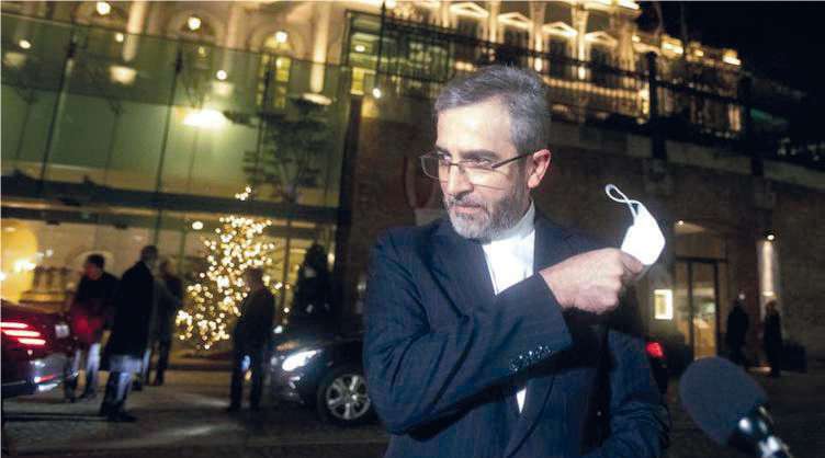 Nucléaire iranien : Américains et Iraniens discutent à Doha