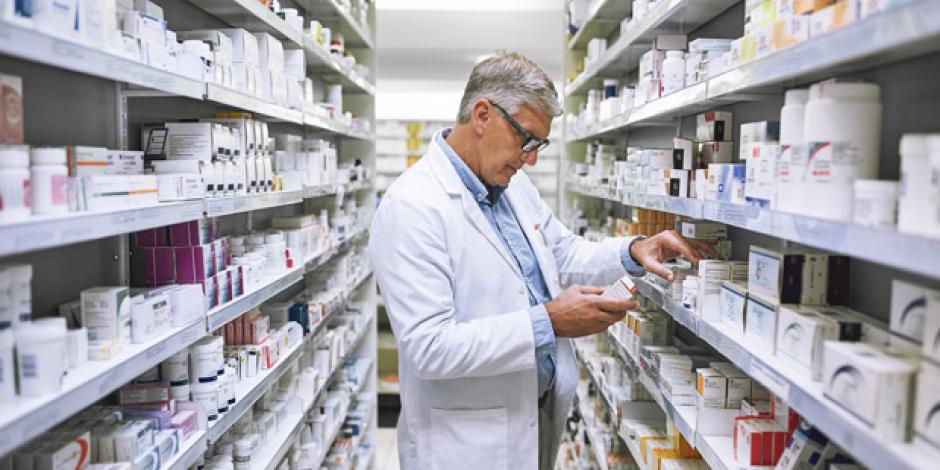 Médicaments : Les syndicats plaident pour des prix abordables et pour le droit de substitution