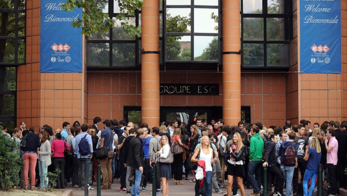 France : Les étudiants marocains face à la hausse des frais de rentrée