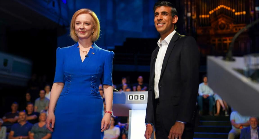 Royaume-Uni : Les conservateurs toujours partagés dans le duel Truss-Sunak