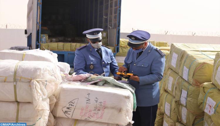 Salé / Contrebande : Saisie de vêtements prêt-à-porter