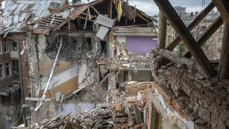 Guerre en Ukraine : Face aux percées de Kiev, Moscou annonce des "frappes massives"