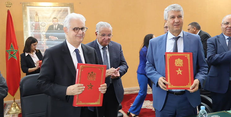 Errachidia / Nappe de Meski-Boudnib : Sadiki et Baraka président la signature du contrat de gestion participative