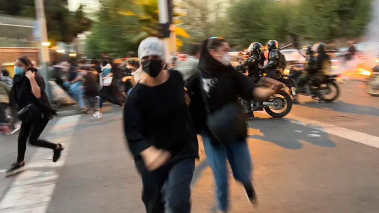 Liberté d’expression : Nombre record de journalistes femmes détenues par l’Iran