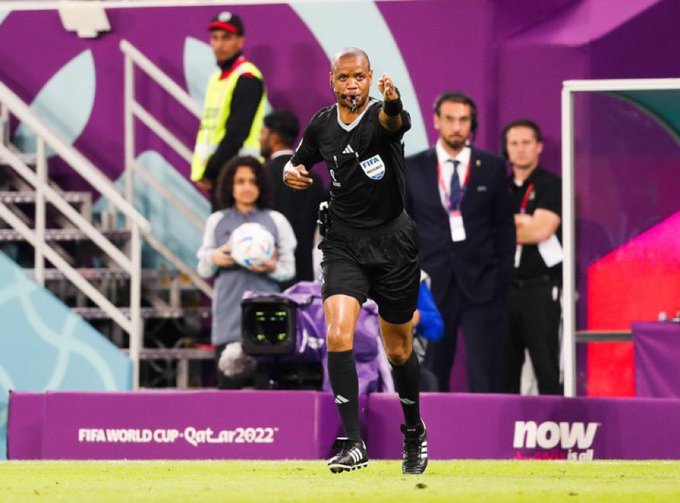 Mondial 2022 /  Arbitrage : Sikaswi, une faute d’arbitrage énormissime !