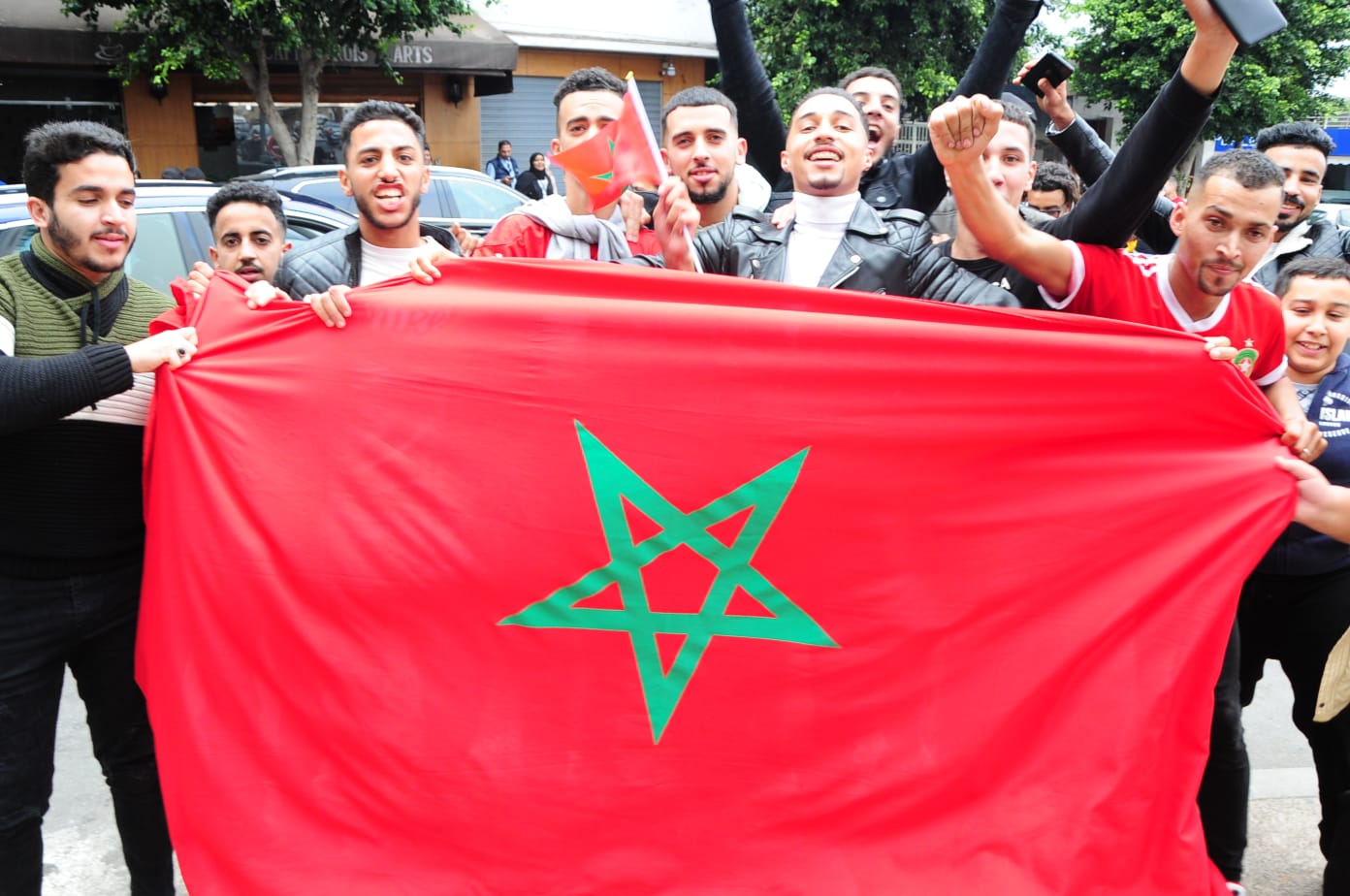 En direct de Rabat : Scènes de liesse des supporters dans la capitale