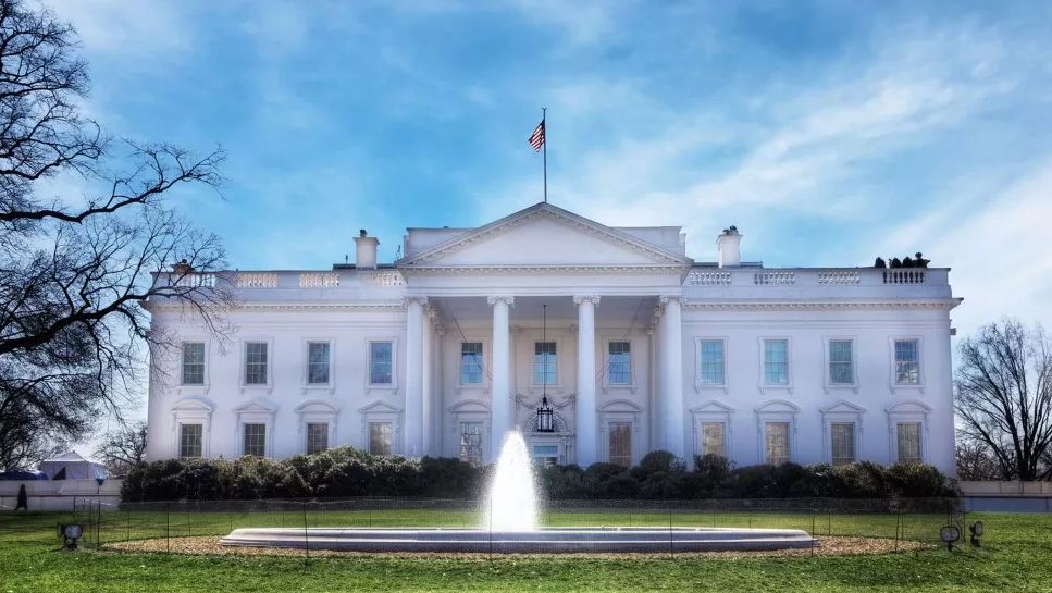 Etats-Unis : La Cour suprême pourrait autoriser certains commerces à écarter les clients LGBTQ+