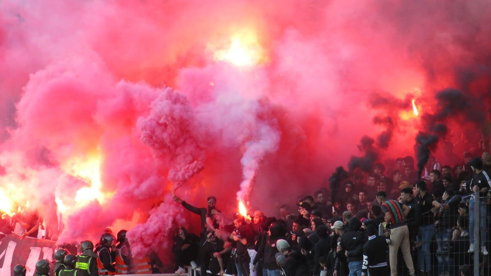 Botola Pro D1 : Les clubs règlent la facture des fumigènes !?
