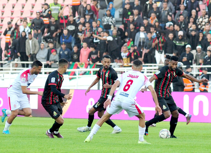 Botola Pro D1 "Inwi" (15è journée) : L'AS FAR et le WAC pour monopoliser le fauteuil de leader