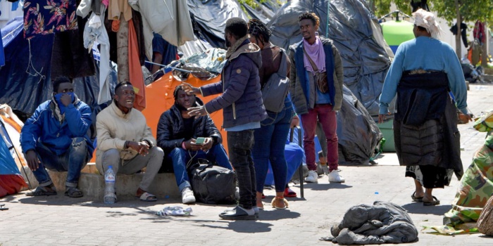 Tunisie: La police disperse des migrants installés devant le siège du HCR