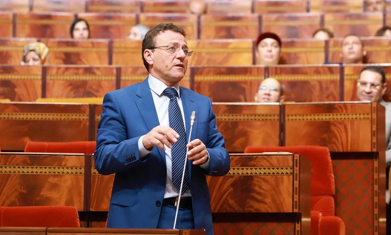 Abdeljalil : Près de 600.000 voyageurs transportés par bus et 900.000 par train durant la période de l'Aïd al-Adha