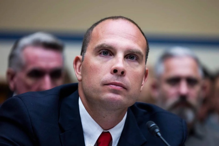 Etats-Unis : Un ex-agent suscite le buzz en annonçant la probable existence des Ovnis