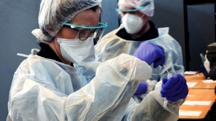 Covid: un premier cas du variant "Pirola" détecté en France