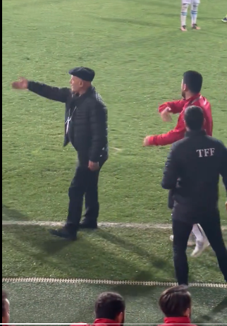 Foot turc : Un président fait arrêter un match pour protester contre l’arbitrage!