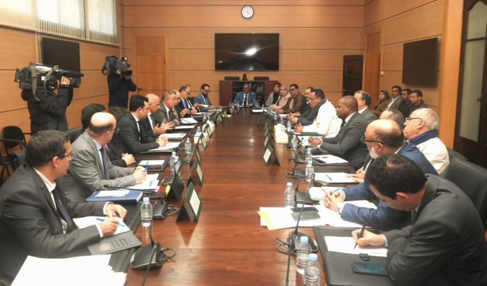 Le gouvernement et les syndicats scellent un accord final sur le nouveau Statut unifié