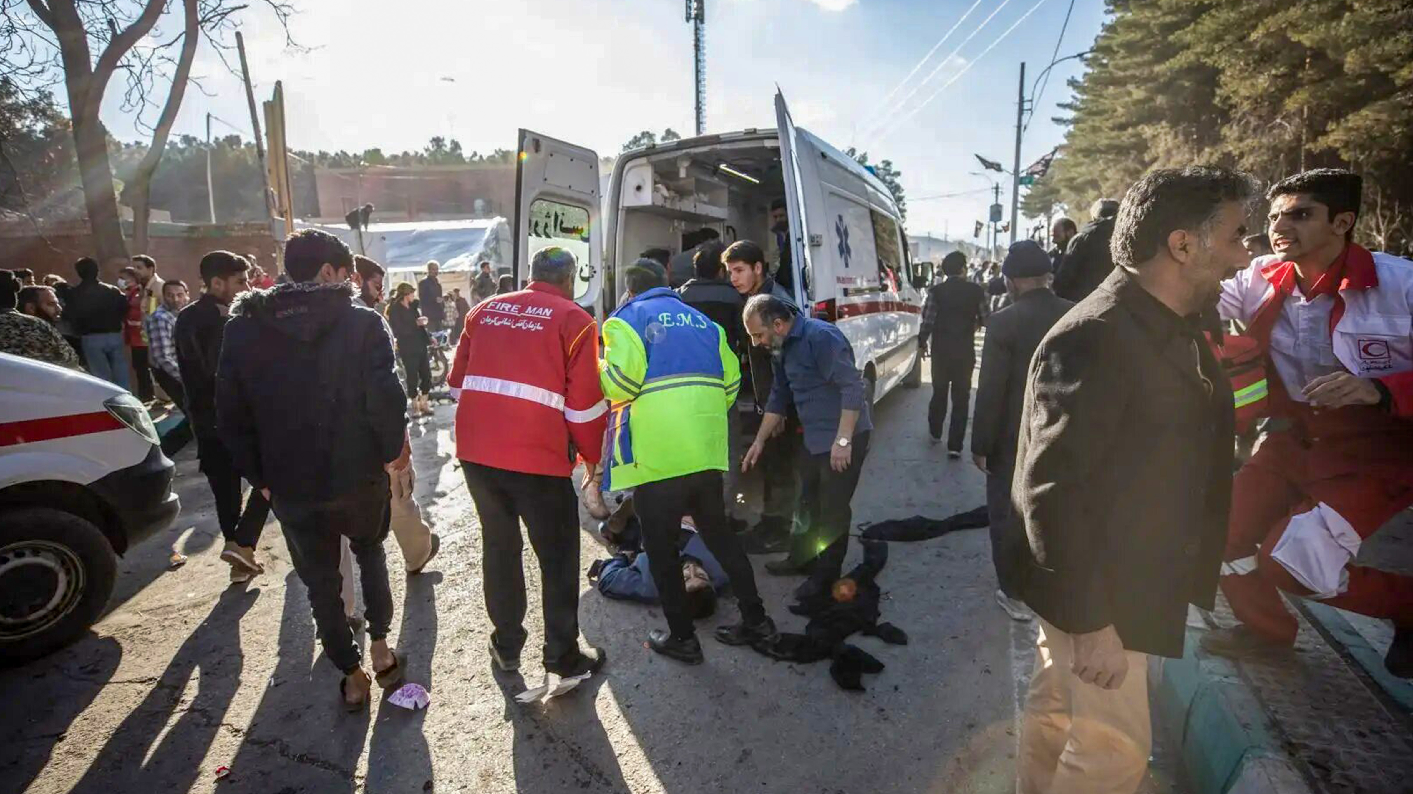 Iran : Une centaine de morts dans un double attentat lors d'une cérémonie religieuse