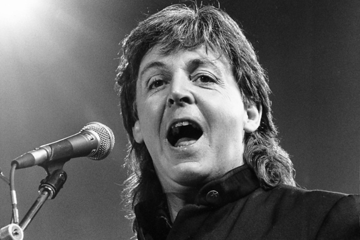 Paul McCartney retrouve une basse disparue depuis un demi-siècle