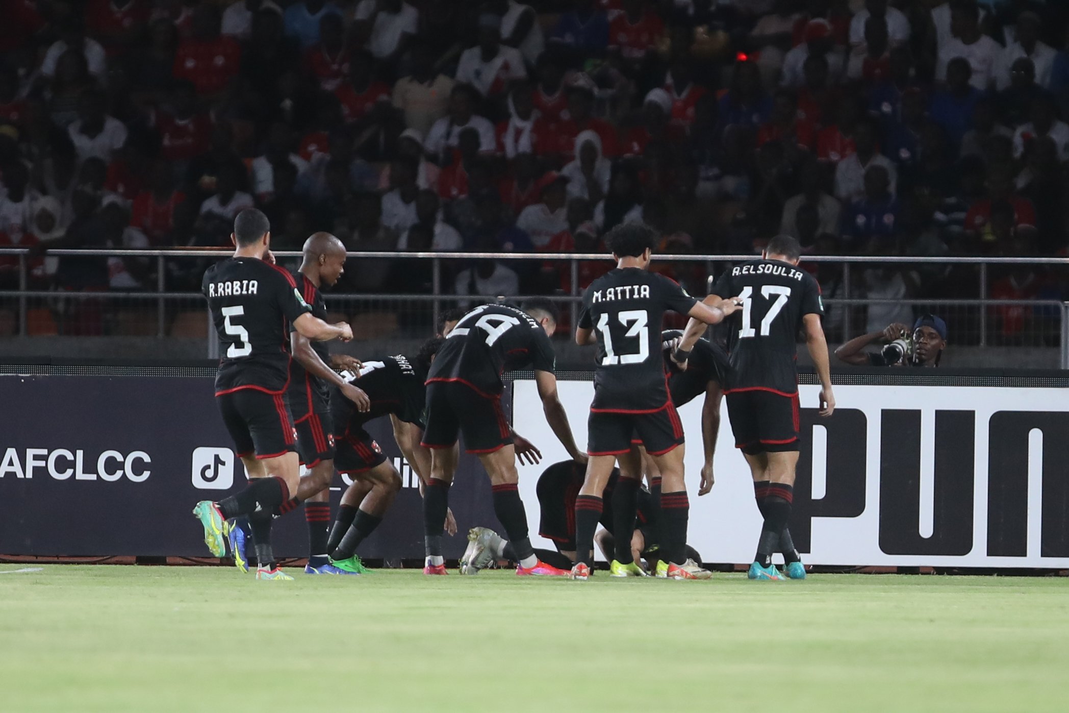 CAF- Ligue des champions/Quarts de finale aller:  Un seul but marqué en quatre matchs