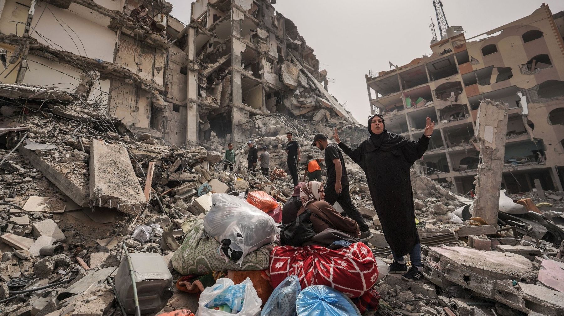 Nouvelles frappes israéliennes à Gaza, sanctions contre l'Iran