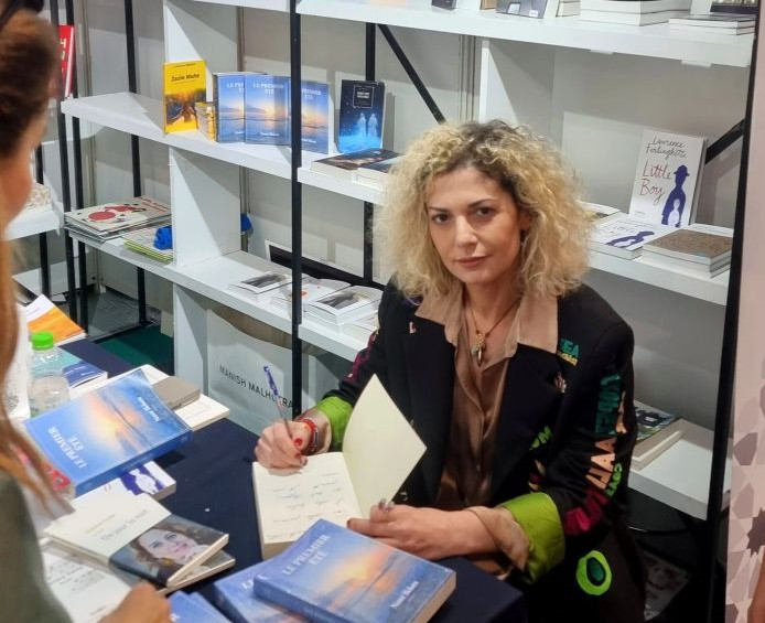 Interview avec Noor Ikken: "Prendre le temps de regarder autour de soi, c’est une manière de rendre hommage à la vie"